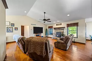 3788 Deerfield Ave NW, North Lawrence, OH 44666 - Photo 12