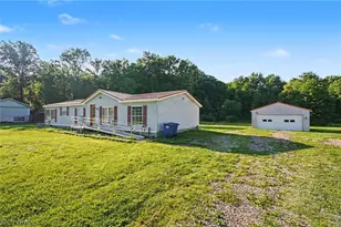17366 Wick Ave, Lake Milton, OH 44429 - Photo 36