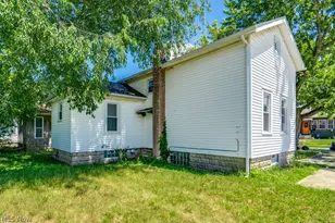 815 Seneca St NE, Massillon, OH 44646 - Photo 4