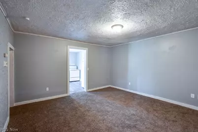 815 Seneca Street NE, Massillon, OH 44646 - Photo 6