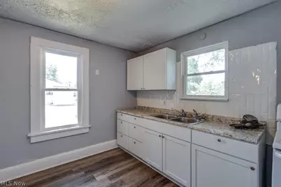815 Seneca Street NE, Massillon, OH 44646 - Photo 12
