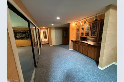 6400 Juniper Drive, Amherst, OH 44001 - Photo 6