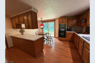6400 Juniper Drive, Amherst, OH 44001 - Photo 12