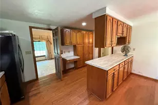 6400 Juniper Dr, Amherst, OH 44001 - Photo 14