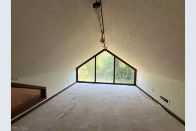 6400 Juniper Drive, Amherst, OH 44001 - Photo 26