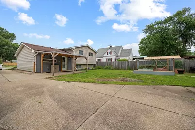 747 Abbe Road N, Elyria, OH 44035 - Photo 34