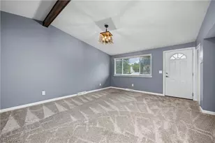 747 Abbe Rd N, Elyria, OH 44035 - Photo 8