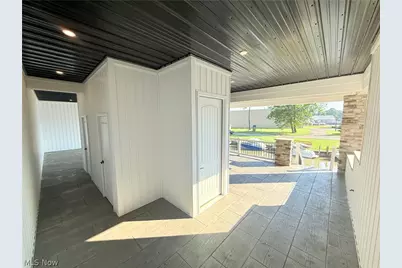 2048 Forest Drive, Eastlake, OH 44095 - Photo 32