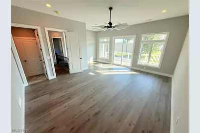 2048 Forest Drive, Eastlake, OH 44095 - Photo 28