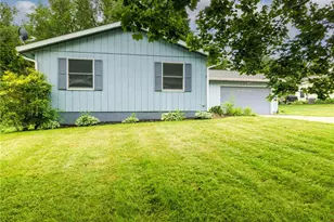 364 Garner Dr, Mogadore, OH 44260 - Photo 2