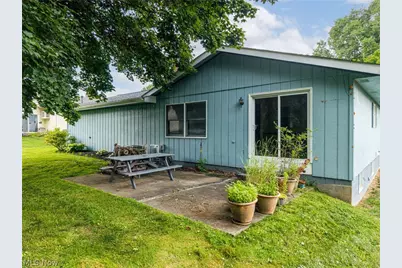 364 Garner Drive, Mogadore, OH 44260 - Photo 4