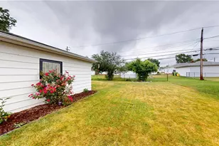 1833 Ridgewick Dr, Wickliffe, OH 44092 - Photo 16
