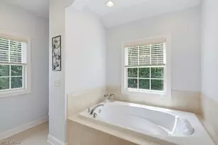 2211 Meadowsweet Ln, Streetsboro, OH 44241 - Photo 26