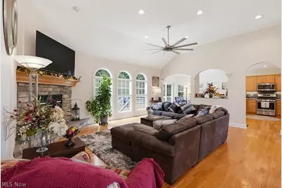 2211 Meadowsweet Lane, Streetsboro, OH 44241 - Photo 8