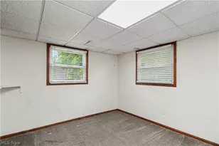 1705 Devonshire Ln, Mansfield, OH 44907 - Photo 14
