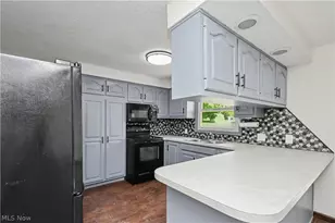 1705 Devonshire Ln, Mansfield, OH 44907 - Photo 6