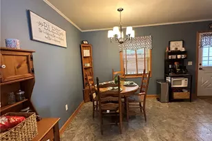 609 Lewis St, Caldwell, OH 43724 - Photo 8