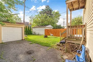 2219 Chesterland Ave, Oakwood, OH 44107 - Photo 4