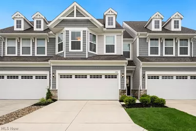 690 Harbour Town Court, Avon Lake, OH 44012 - Photo 2