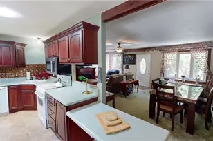 1437 Old Forge Rd, Mogadore, OH 44260 - Photo 18