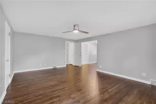 674 Upper Merriman Dr, Akron, OH 44303 - Photo 18