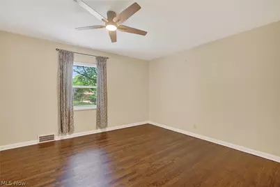 674 Upper Merriman Drive, Akron, OH 44303 - Photo 14