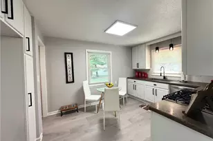 1031 Gary Ct, Wickliffe, OH 44092 - Photo 6