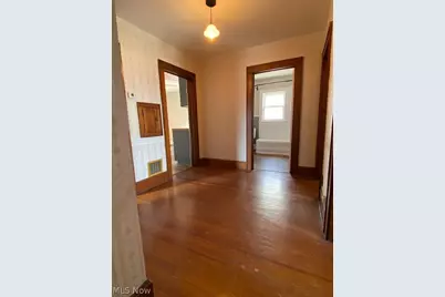1020 Gaston Avenue, Cambridge, OH 43725 - Photo 10
