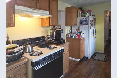 1524 New Mexico Avenue, Lorain, OH 44052 - Photo 6