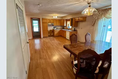 2838 Forest Lane, Willoughby Hills, OH 44094 - Photo 4