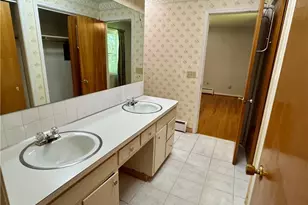 2838 Forest Ln, Willoughby Hills, OH 44094 - Photo 14