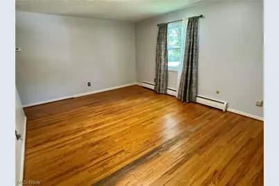 2838 Forest Lane, Willoughby Hills, OH 44094 - Photo 8