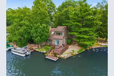 3510 Moonlight Bay Drive NW, Canton, OH 44708 - Photo 2