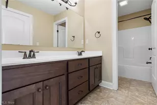 3901 Creekside Dr, Uniontown, OH 44685 - Photo 28