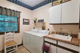 9220 Woods Way Dr, Kirtland, OH 44094 - Photo 22