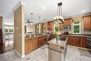 303 Arizona Ave, Lorain, OH 44052 - Photo 14