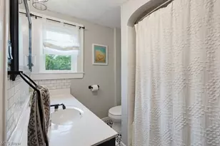 1298 Neptune Ave, Akron, OH 44301 - Photo 20