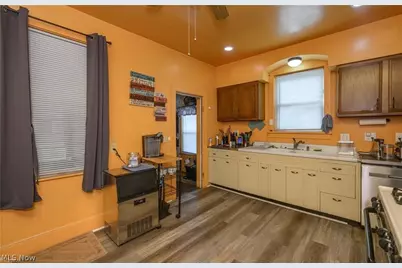 372 Park Avenue SW, Bolivar, OH 44612 - Photo 12