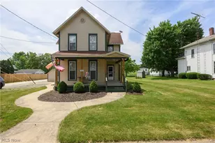 372 Park Ave. SW, Bolivar, OH 44612 - Photo 2