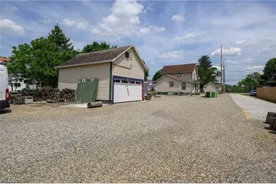 372 Park Avenue SW, Bolivar, OH 44612 - Photo 4