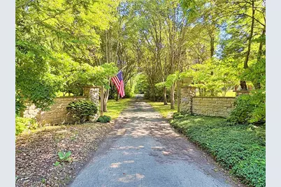 15818 Darrow Road, Vermilion, OH 44089 - Photo 2