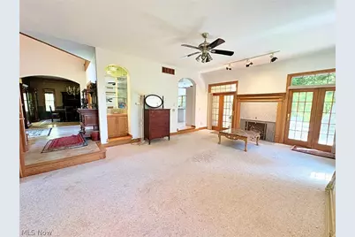 15818 Darrow Road, Vermilion, OH 44089 - Photo 12