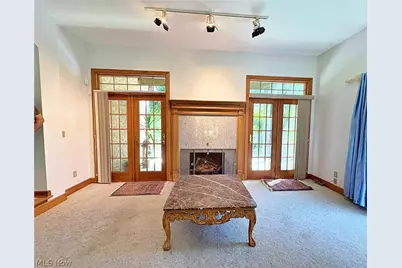 15818 Darrow Road, Vermilion, OH 44089 - Photo 16