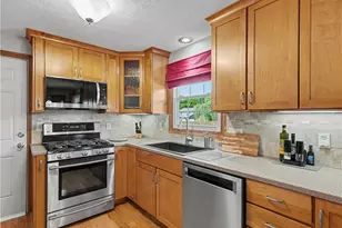 12203 Shoshone Ave NW, Uniontown, OH 44685 - Photo 8