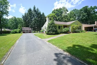 4048 Dover Road, Youngstown, OH 44511 - Photo 1