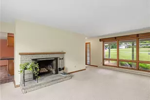 1726 Orchard Dr, Akron, OH 44333 - Photo 8