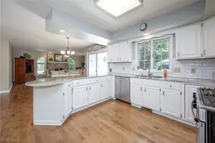 812 Martindale Dr, Tallmadge, OH 44278 - Photo 8