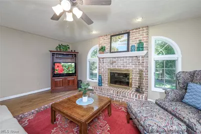 812 Martindale Drive, Tallmadge, OH 44278 - Photo 4