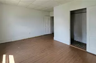 419 Bryant Ave, Cambridge, OH 43725 - Photo 12