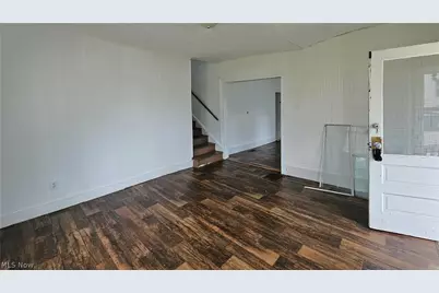 419 Bryant Avenue, Cambridge, OH 43725 - Photo 4
